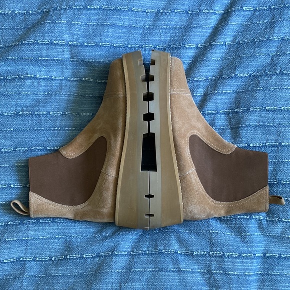 JIMMY CHOO Tan Clayton Chelsea Boots Suede Ankle-high Caramel Size 39.5 EU - Picture 13 of 16